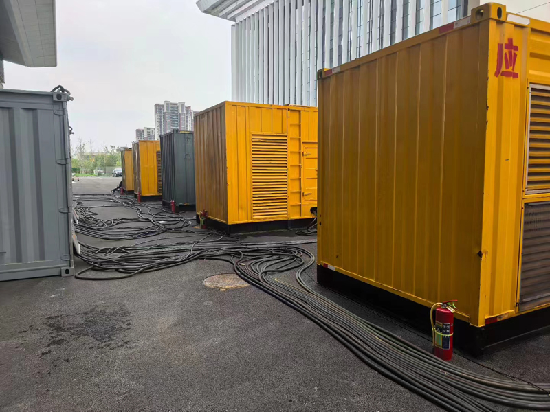 新青不同季节柴油发电机组保养有哪些注意事项？